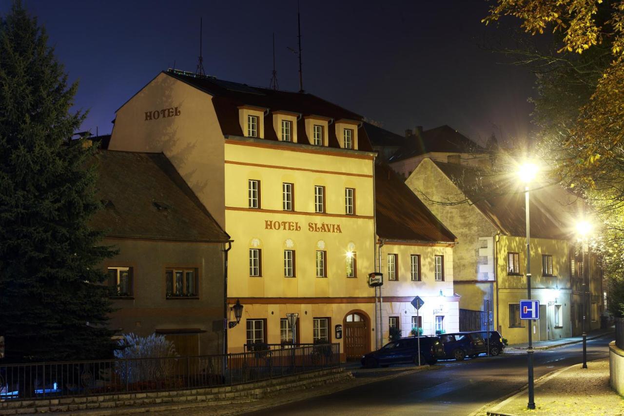 Hotel Slavie Klášterec nad Ohří Екстериор снимка