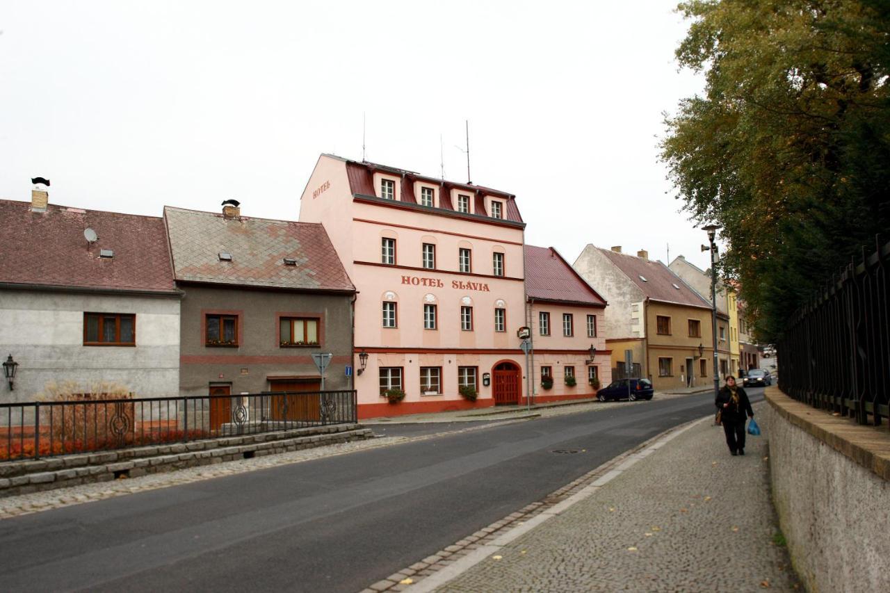 Hotel Slavie Klášterec nad Ohří Екстериор снимка